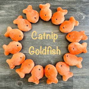 Plush Catnip Goldfish Cat Toy: Organic Pet Gift
