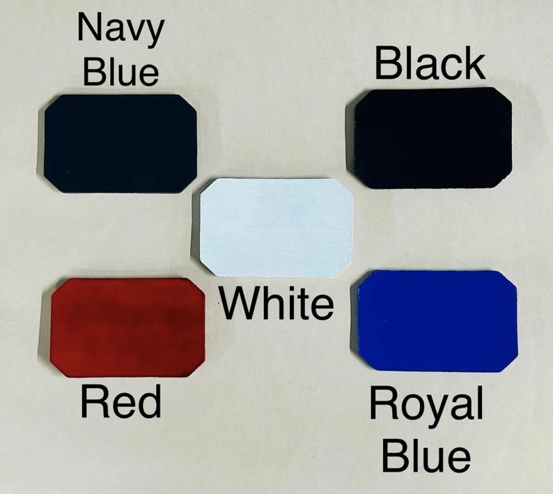 Pode incluir: Cinco amostras de cor em forma retangular com cantos arredondados. As cores s&atilde;o azul marinho, preto, branco, vermelho e azul royal.