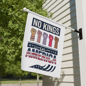 No Kings in America Garden Flag Anti-Monarchy Yard Sign, Pro-Democracy Outdoor Decor, Political Statement Flag