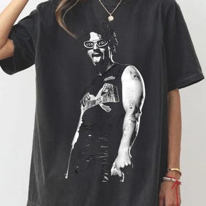 Living The Dream Tour 2025 Tee Retro Graphic  Fan Concert Merch Gift Comfort Colors