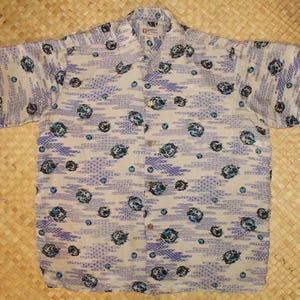 Vintage 1950's "Hawaiian Casuals by Stan Hicks"  Aloha Shirt -  Pure Silk - abstract design