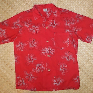 Vintage 1950's “Surf’n Sand” Hawaiian Aloha Shirt made by Shaheen – Hibiscus floral design
