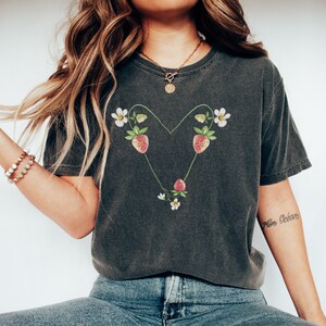 Strawberry shirt heart flower, Strawberry top for her, Summer vibes shirt, Strawberry whimsical tshirt, Comfort colors shirt, For mom, cute