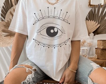Women's Tarot eye shirt, Women's boho t-shirt, Cute women's shirt, Indie tee, All seeing eye shirt, psychedelic t shirt, 70s tee, witchy tee