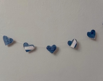 Guirnalda de corazones de mezclilla