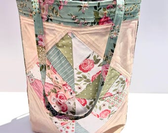 Bolso tote acolchado con diseño de diamantes