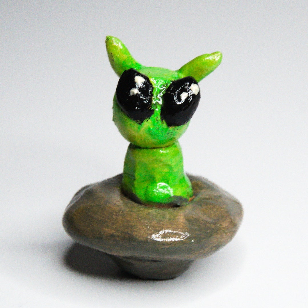 Alien in a Spaceship - Etsy