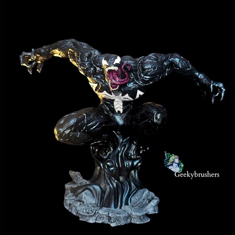 Venom Resinfigur | Handmålad 125 mm staty | Spiderman samlarfigur bild 2