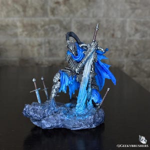 Artorias the Abysswalker Resin Statue | Dark Souls Remastered Collectible | 12K High‑Detail Print | 3 Sizes – Mini, Standard, Statue