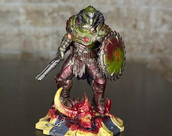 Statua in resina dipinta a mano di Doom Slayer / Diorama da collezione Dark Ages