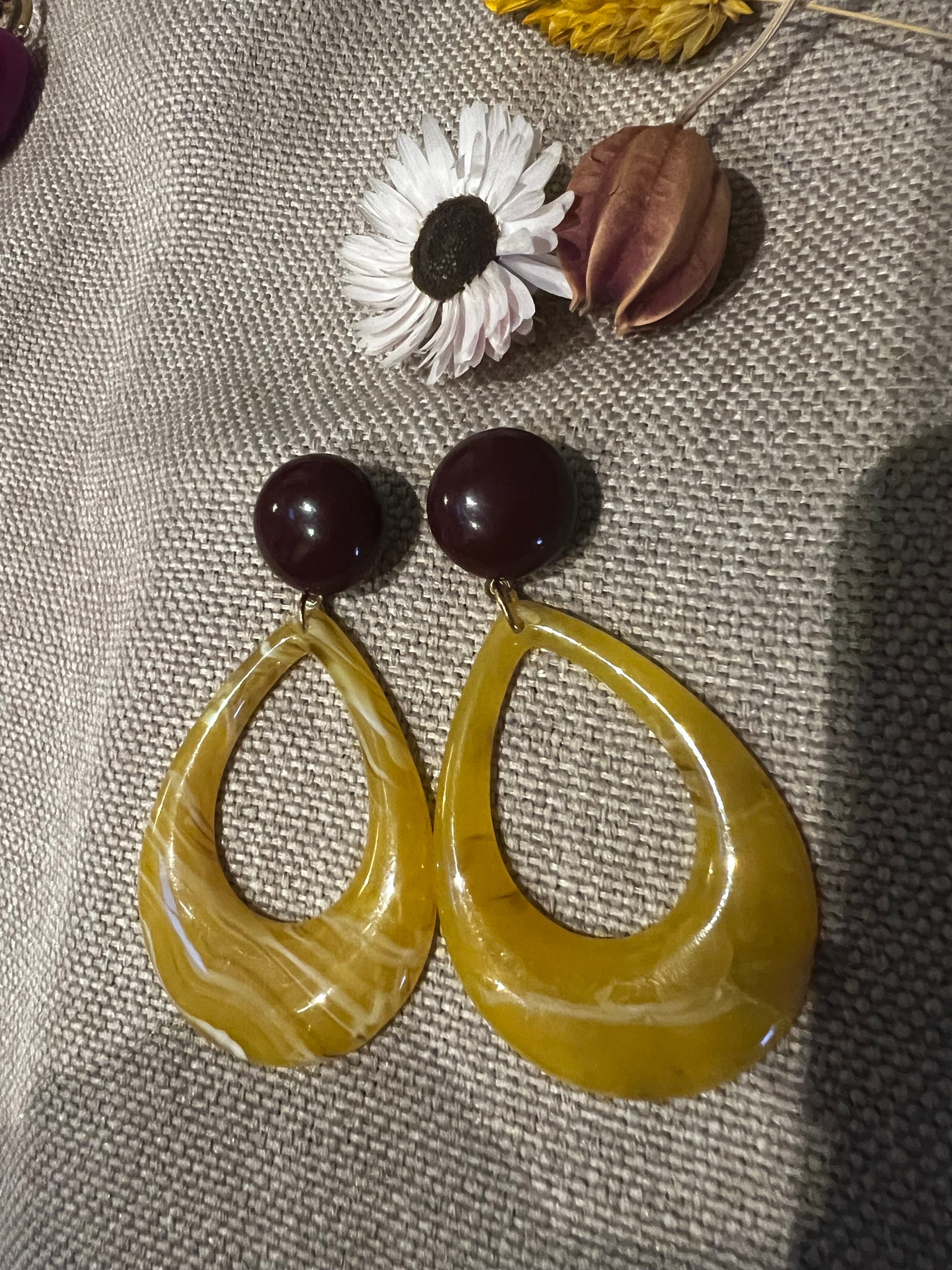 Lola Mila Style Earrings Sezane Yellow Saffron Burgundy lesbijouxdePrune Resin Stainless Steel Fancy Hollowed Drop
