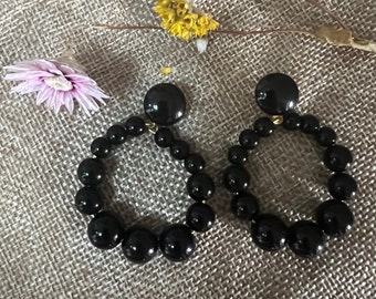 Boucles d'oreilles Charlie charlies créoles perles noires LesbijouxdePrune style Sézane