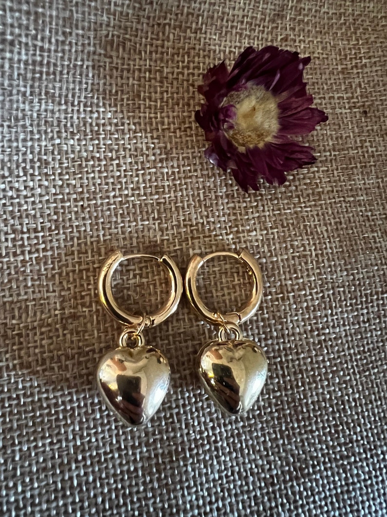 Boucles doreilles style PIPPA doré cœur sezane idéal mariage lesbijouxdeprune image 1