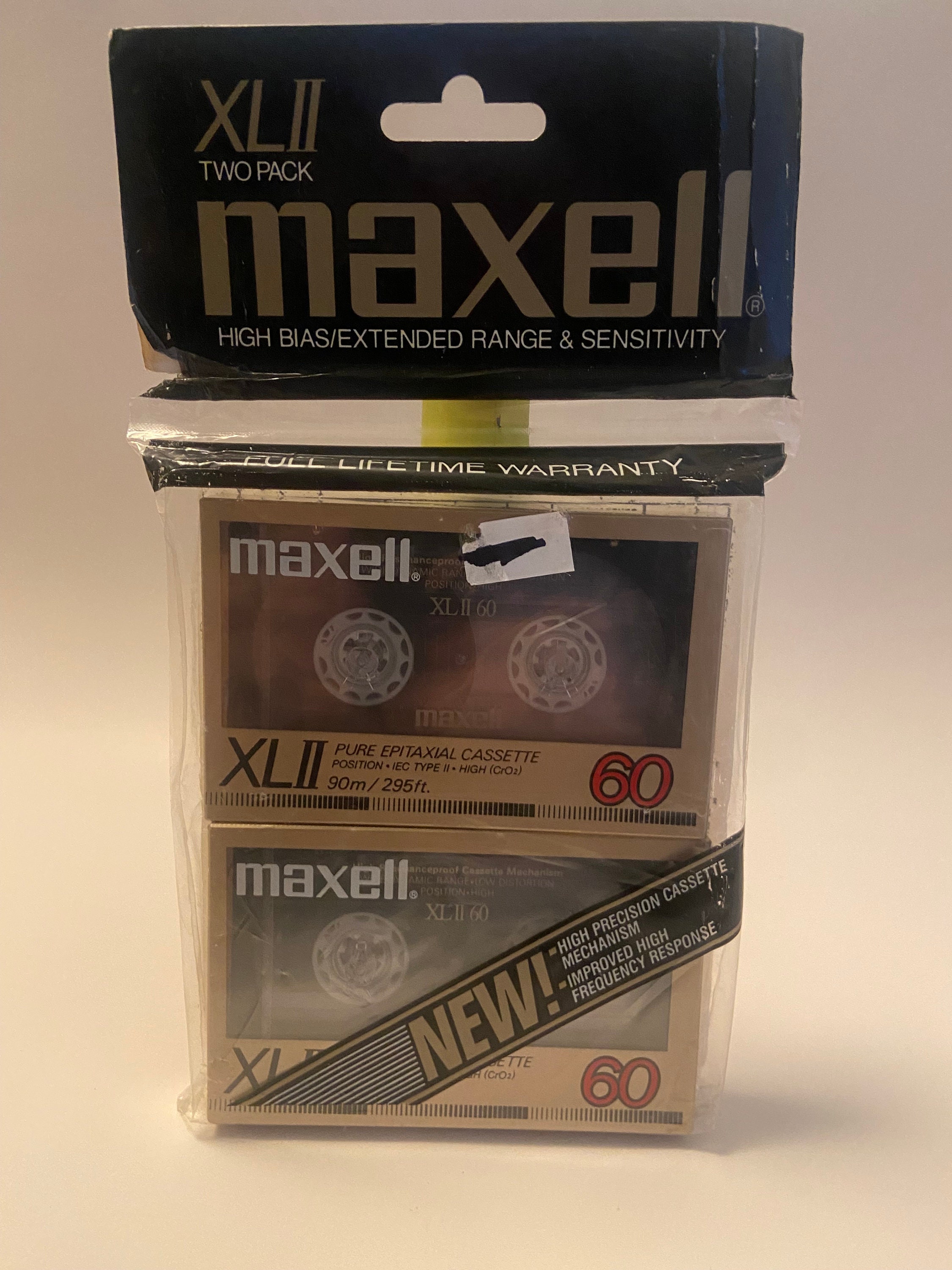 Maxell XLII Pure Epitaxial Cassette 60 Min Hanger Pack 