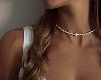 Lady Di Inspired Pearl Choker - Handcrafted Jewelry, Cross Detail, Regal Bridal Necklace, Elegant Pearl Jewelry, Gift for her