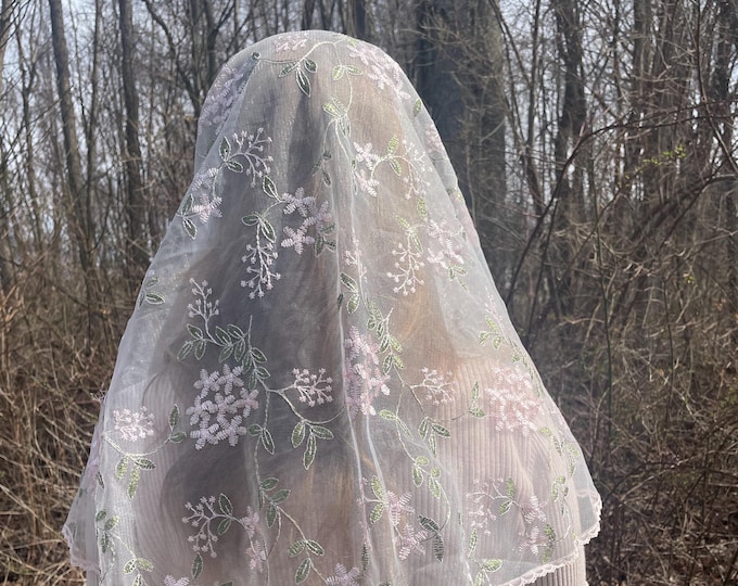 St Jacinta Veil