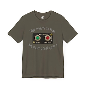 Airborne Red Light Green Light, Army Paratrooper, Parachutist, Army Airborne, Short Sleeve Tee shirt.