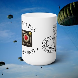 Rood licht Groen licht, AIRBORNE, All American, Army Parachutist, Jump Light, Army Airborne, Parachutist, keramische mok 15oz