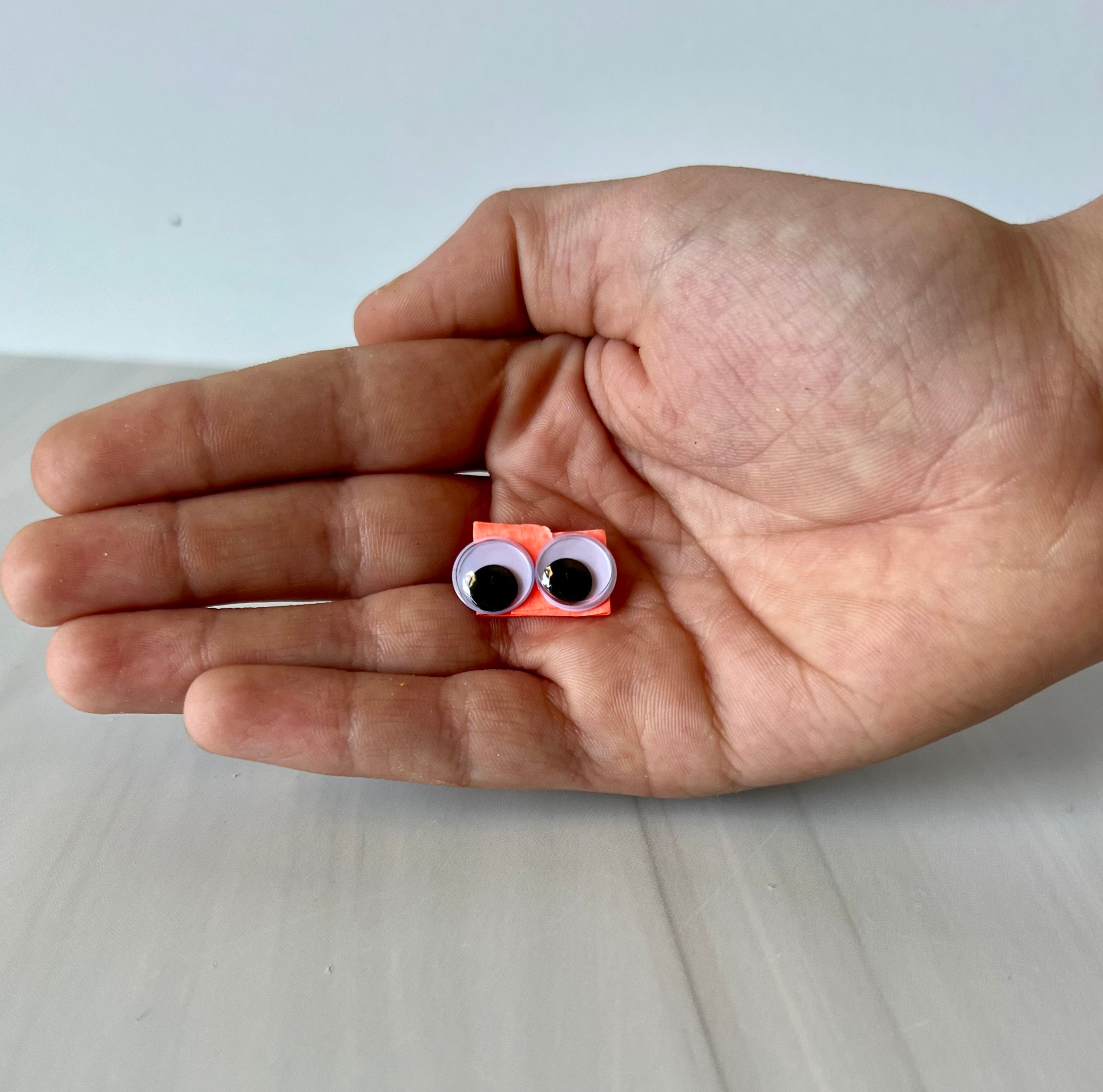 Large Giant Googly Eye Hair Clip - Pink or White New Colours!