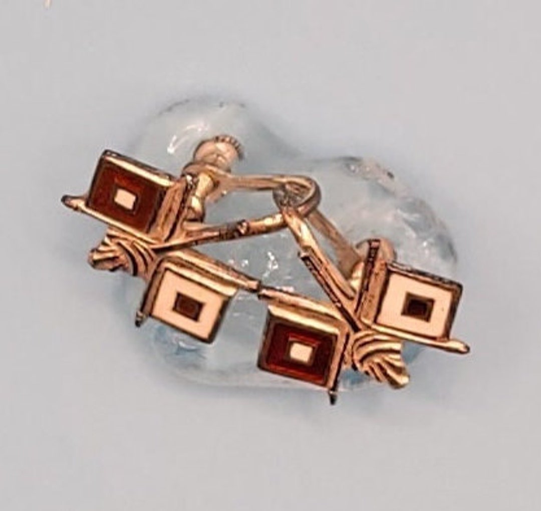 Vintage WWI U.S. Army Signal Corps Screw-back Earrings, Sterling Silver ...