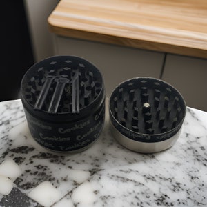 Herb Grinder Cleaning Kit (9 pack 3 of each) + Reusable Pipecleaner (4 pack) Bundle