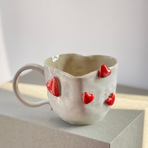 Custom Love Mug (10oz), Handmade Ceramic with Heart Design - Perfect Mother's Day Gift, Unique Keramik Tasse, Great Gift for Her