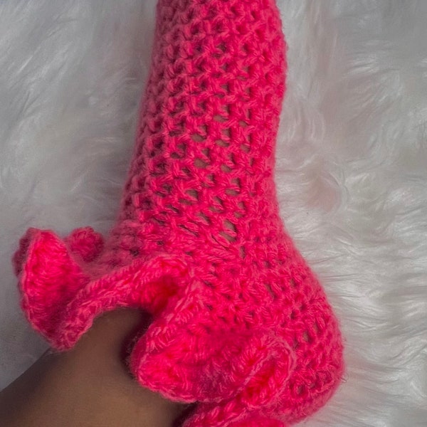 Crochet Ruffle Socks