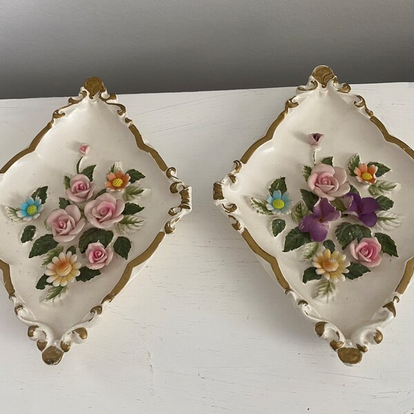 Vintage Lefton hand painted flower wall plaques, set of 2