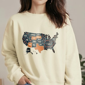 Camiseta con el mapa de Estados Unidos, camiseta vintage de geografía con cuello redondo, ideal para viajes por carretera, blogueros de viajes y turistas de parques nacionales.