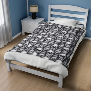 Skull Velveteen Plush Blanket