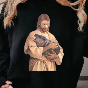 Shirt Jesus Moo Deng, Jesus Loves Moo Deng springkussen varken schattige baby nijlpaard meme T-shirt, shirt Moo Deng, sweater, hoodie