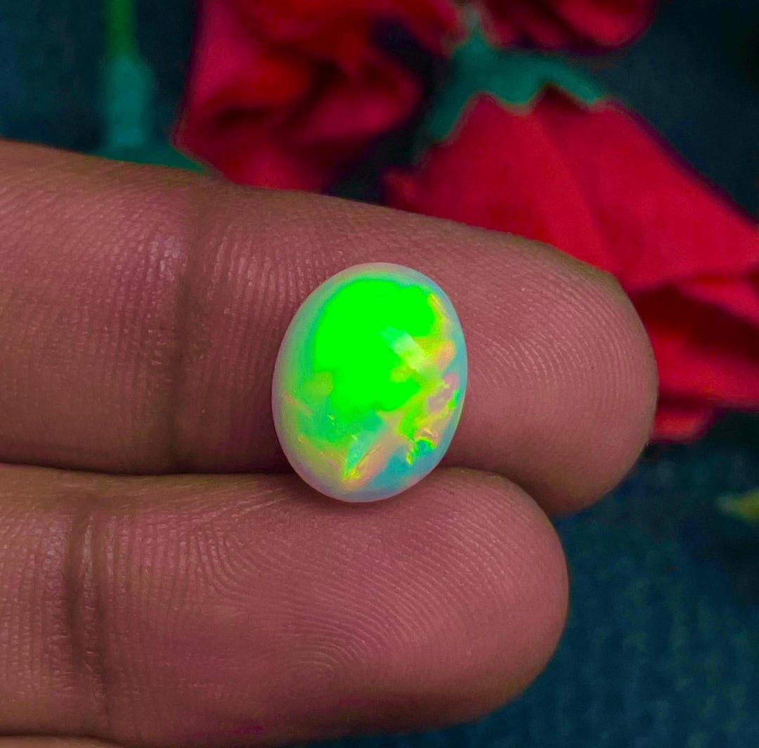 AMAZING GREEN FIRE Ethiopian Opal Gemstone, Ethiopian Opal Oval Shape