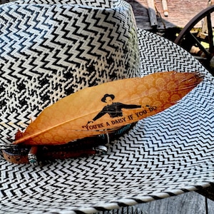 Tombstone Daisy If You Do Hat Feather, Cowboy Hat Accessories, Western Fashion, Cowgirl Hat Feather, Tombstone Movie, Western Style