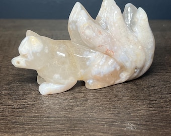 花瑪瑙九尾狐ペンダント：手彫りのお守りネックレス - Etsy 日本