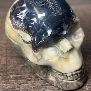 Volcano Agate Skull