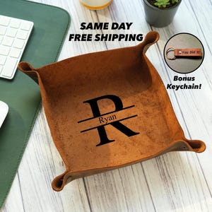 College Graduate Gift Leather Valet Tray, Graduation Decor, Custom Leather Tray, Graduation Gift Ideas, Class of 2025, Dice Rolling Tray