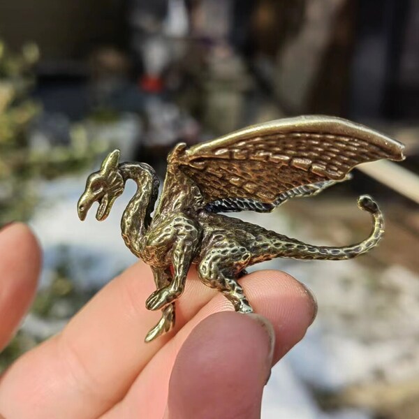 Detailed Copper Dragon Figurine with Wings, Haunted Halloween Shelf Decoration Miniature Statue, Brass pterosaur jurassic park Dragon Lucky