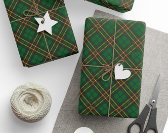 Green Tartan Christmas Wrapping Paper: Classic Plaid Gift Wrap.