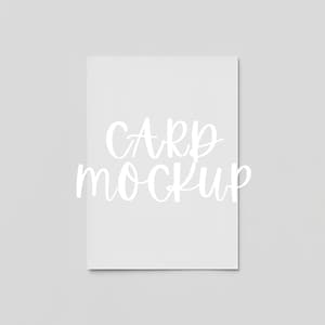 5x7 Einladungskarte Mockup, Portrait Card Vorlage, Einfaches Kartenmodell, Minimal Design, Babyparty Mockup, Vertikales Kartenmodell, Photoshop