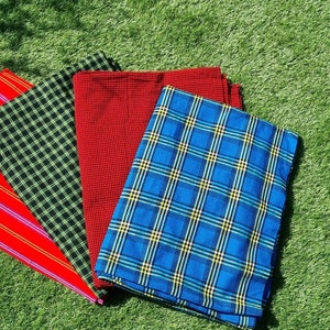 WOOL-LIKE Super Acrylic African Masai - Maasai Shuka Blanket -  Multi-Colored Str