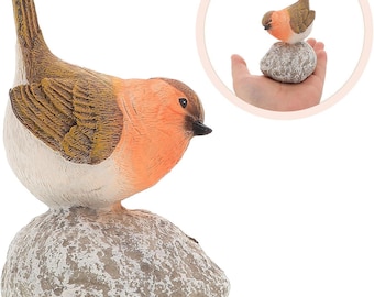 Set of 2 Resin Robin Ornaments, Realistic Garden Bird Statues on Stone Wildlife Outdoor Patio Decor