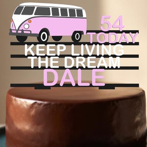 Personalised Retro Campervan Cake Topper – Custom Name & Age – 1960s Vintage Surf Bus Van Life Birthday Decor Keepsake