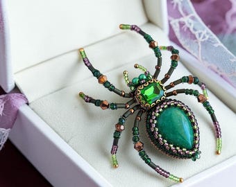 Green Spider Brooch, Victorian Gothic Oversized Pin, Emerald Green Witch Jewelry, Beaded Statement Accessory