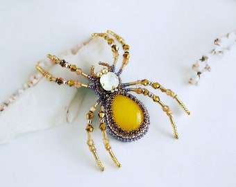 Beaded spider pin, Insect brooch for science teacher gift, Entomology pins for Good luck gifts, Crystal spider brooch Arachnid.