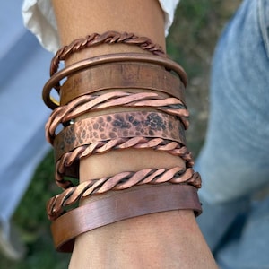 Waterdichte armband, gehamerde 100% koperen armband, gepersonaliseerd vadercadeau, genezende massief koperen armband, handgemaakte mannelijke sieraden