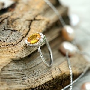 Natural Yellow Sapphire & Diamond Studded 18K Solid Gold Ring | Fine Jewelry | September Birthstone | Gift For Her | Dainty Sapphire Ring