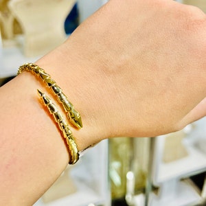 18K/14K Solid Gold Flexible Snake Bracelet, 14K Solid Gold Bangle For Her, Snake Bracelet for him/her, Snake Bracelet For him/her