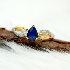 Pear Cut Sapphire Diamond 14K Gold Ring: September Birthstone Jewelry