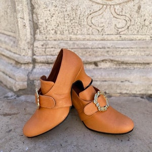 1700&#39;s Historical Leather Shoes, Carnival Shoes, Halloween Shoes
