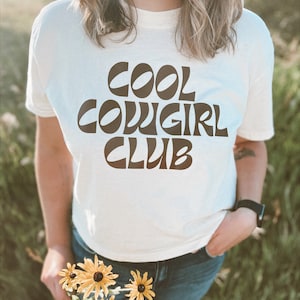 Cool Cowgirl Club | women’s t-shirt | country music | western top | country concert outfit | country outfit inspo | cowgirl era
